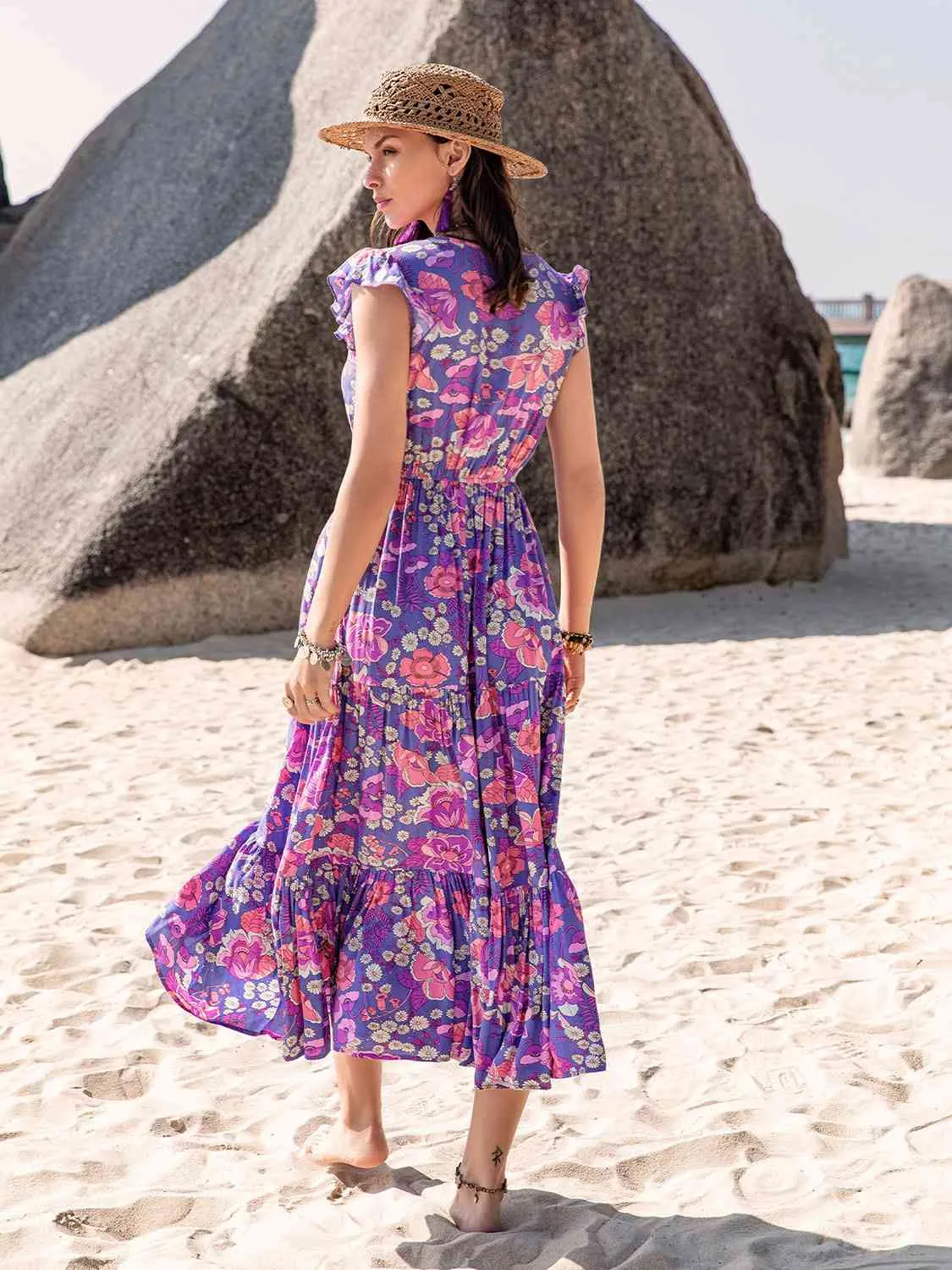 🌺 Printed V-Neck Midi Dress 🌺