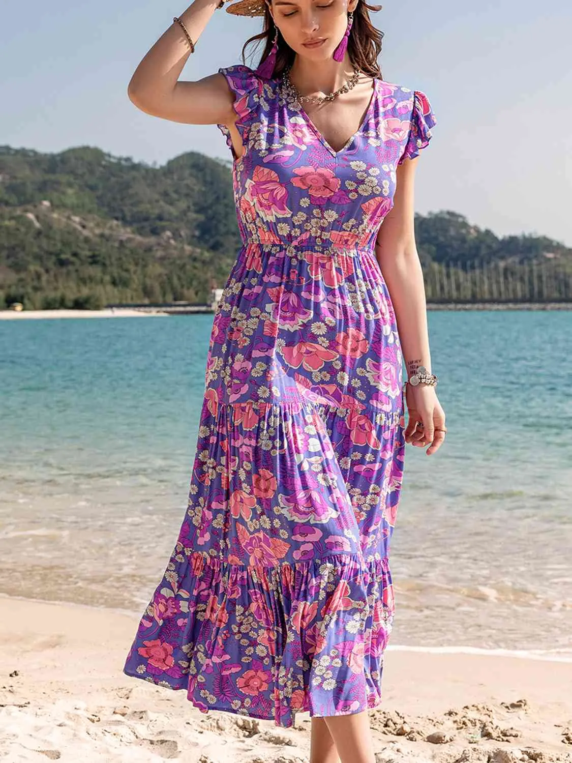 🌺 Printed V-Neck Midi Dress 🌺