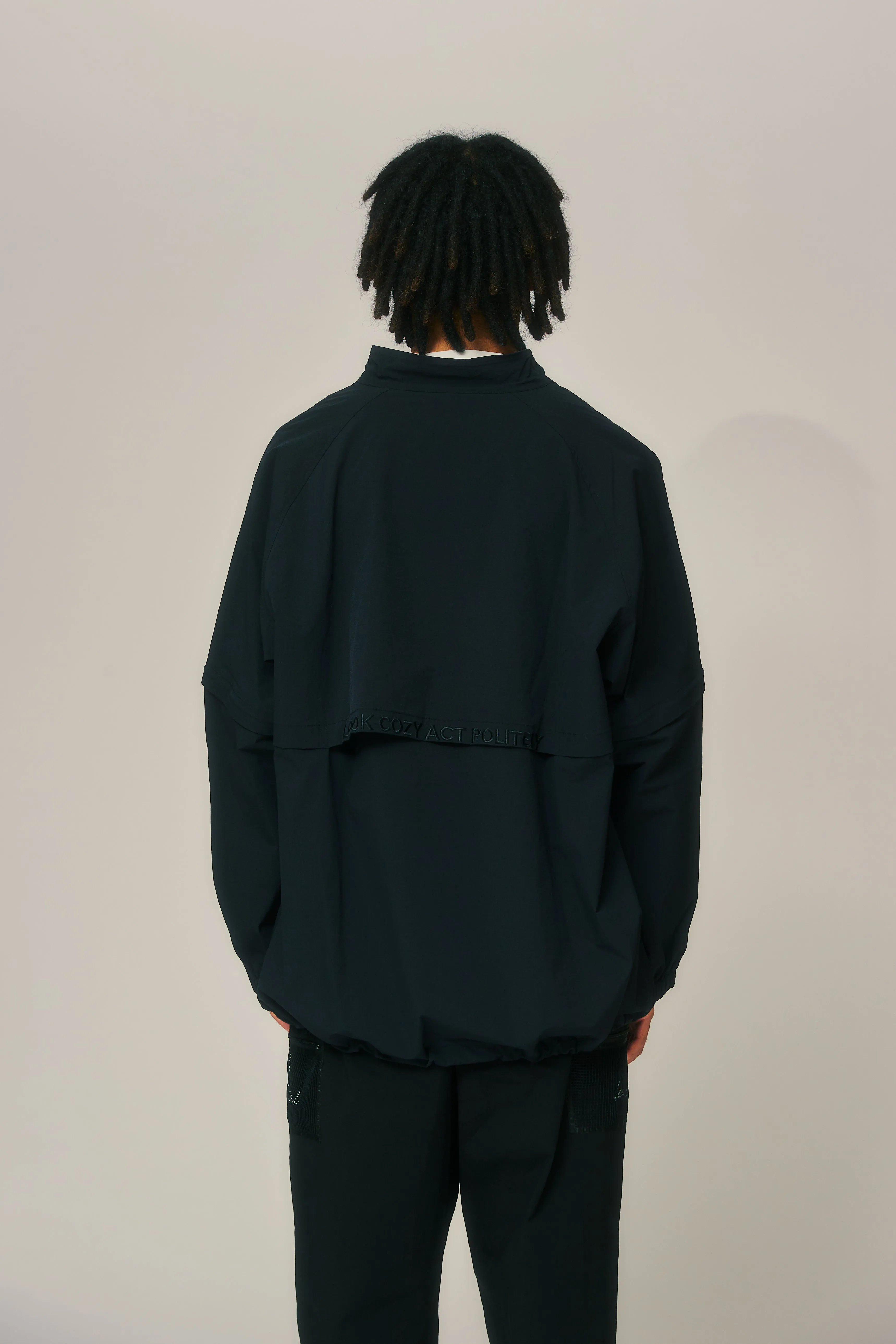 Convertible Stretch Nylon JKT  BLACK