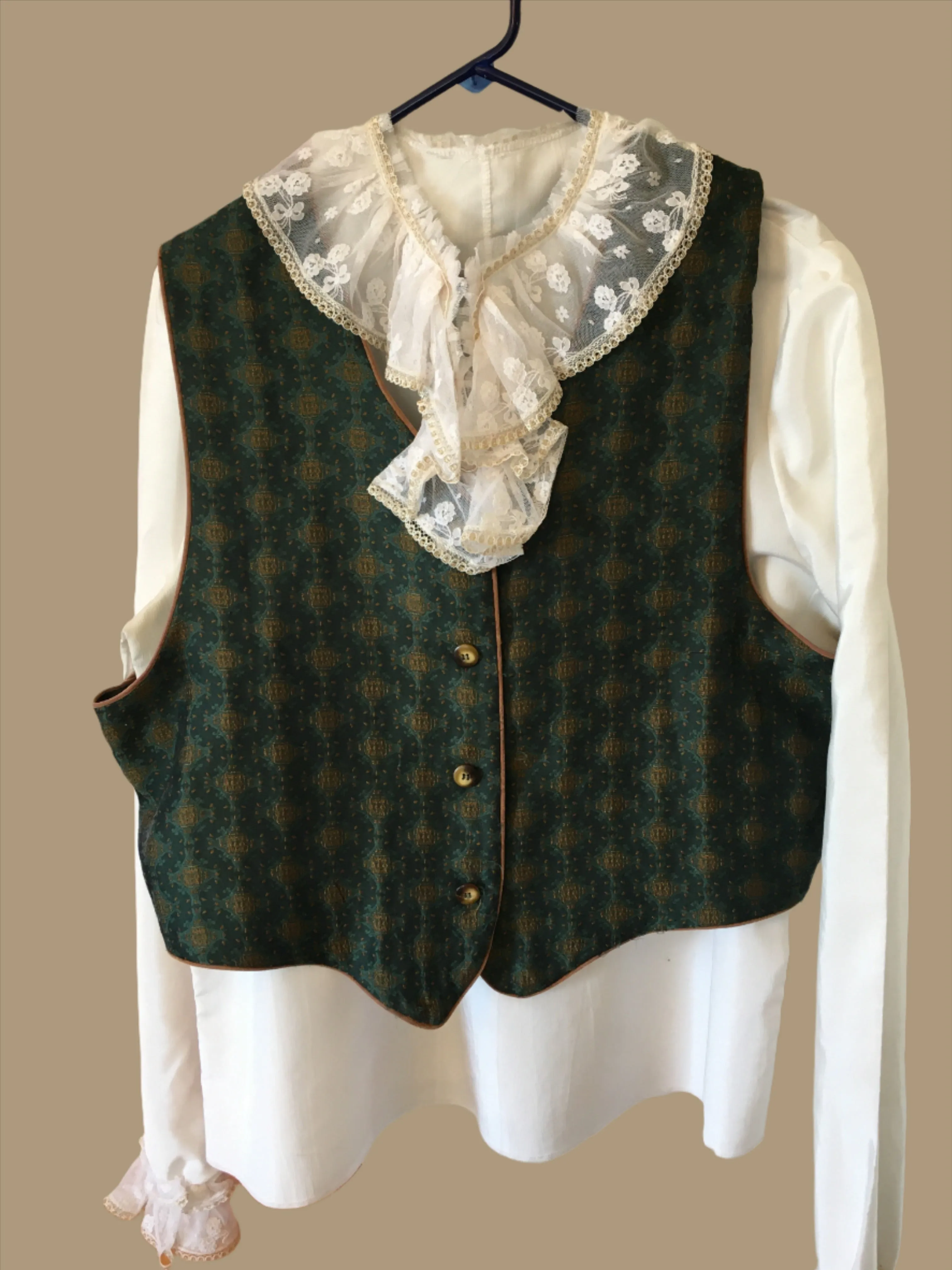 Vests Adult Preowned